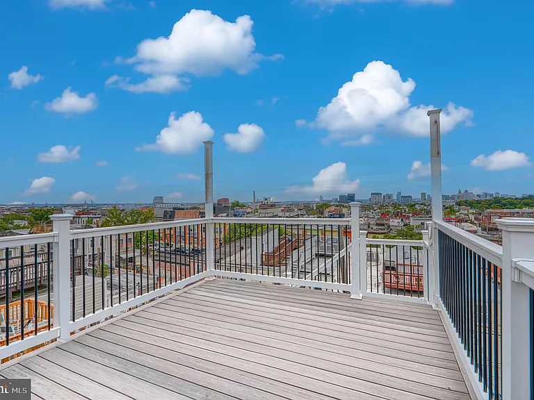 600 S Robinson St — Photo 38