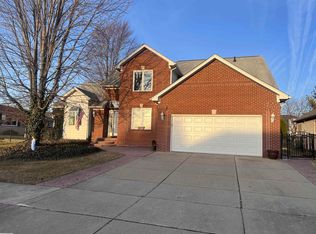 51077 Blue Spruce Dr, Macomb, MI 48042