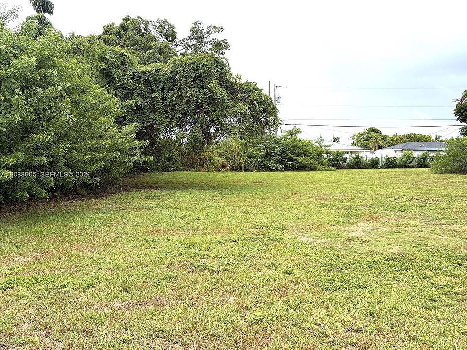 1st image of 10700 SW 219th St