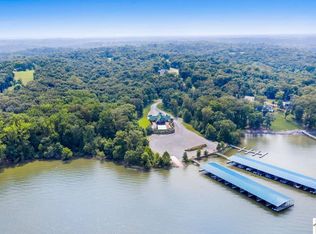 126 Eagle Look Ln, Murray, KY 42071