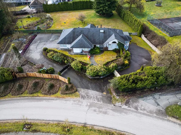 17484 Abbey Dr, Surrey, BC V4N 4H2