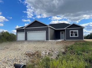 622 Kelsey Rd, Beloit, WI 53511