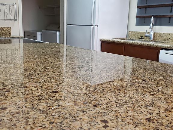 5th image of 1710 N Santa Rita Ave Unit 2