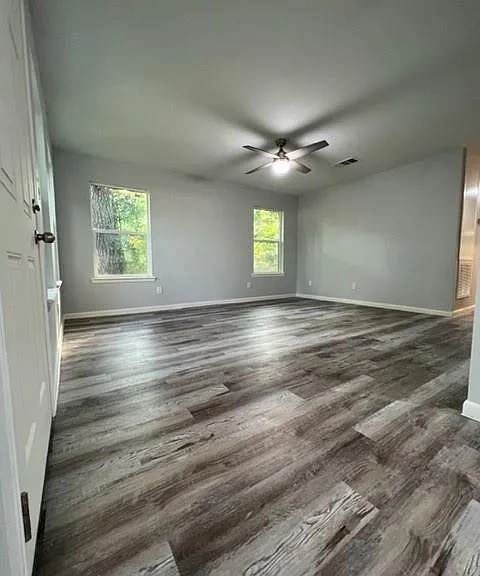710 Avenue J Pl — Photo 11