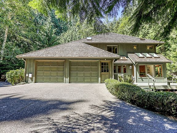 2nd image of 284 Cedarview Drive