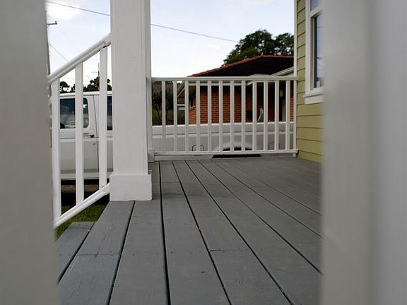 4th image of 4416 Wellington St