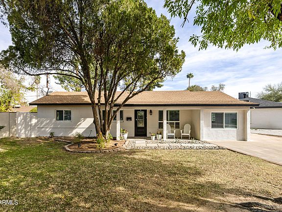 4th image of 1118 E COLTER Street