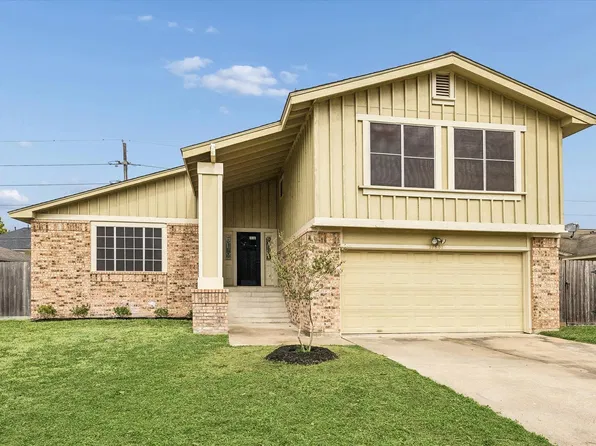 21502 River Court Dr, Katy, TX 77449
