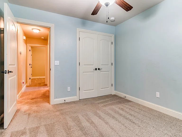 4909 Kelly Lakes Dr — Photo 45