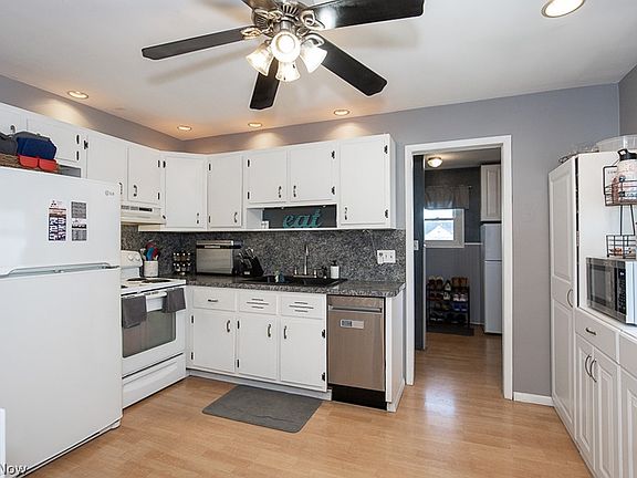 4th image of 5353 E 134th St