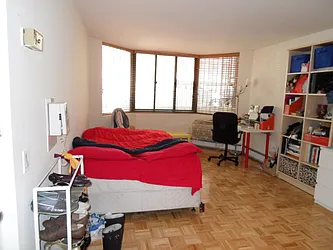 Rented by Alexander Hidalgo, Inc.
