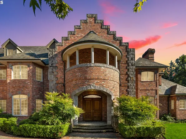 30000 SW 35th Dr, Wilsonville, OR 97070