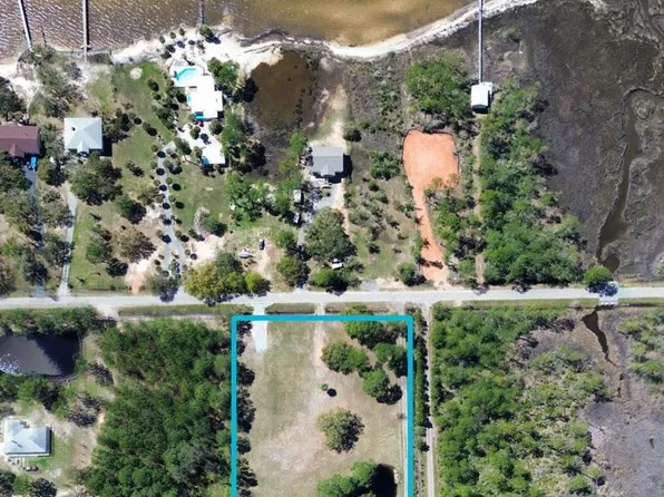 1164 Pearson Rd, Milton, FL 32583