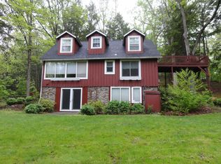 30 Pond Brook Rd, Newtown, CT 06470