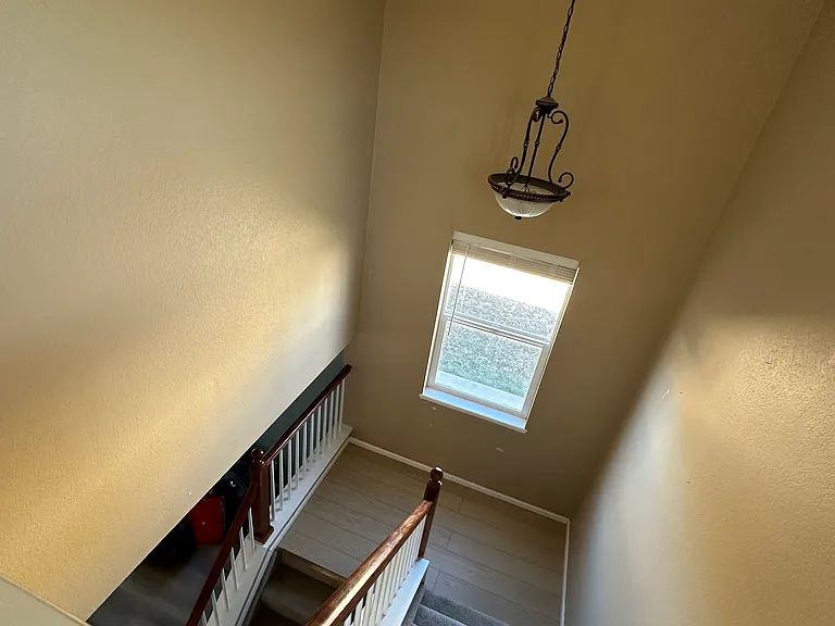 1110 Lords Hill Dr — Photo 14