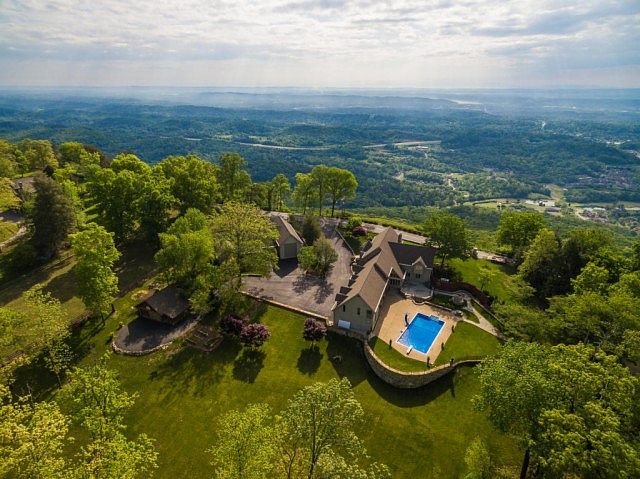 1423 E Brow Rd, Signal Mountain, TN 37377 | Zillow