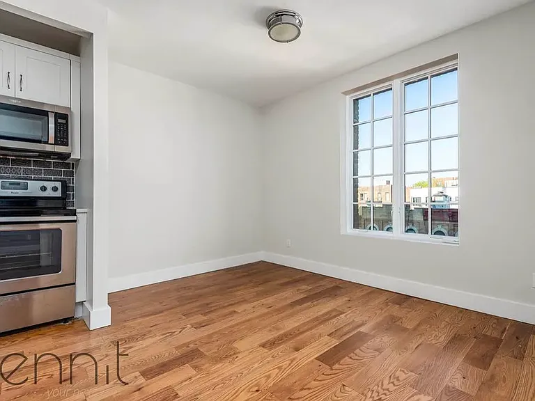 1084 Rogers Ave #3 — Photo 9