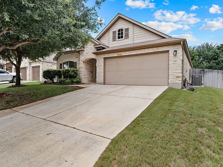 14415 High Plains Dr — Photo 2