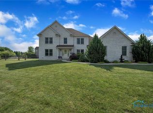 4129 Herdmans Cir, Maumee, OH 43537