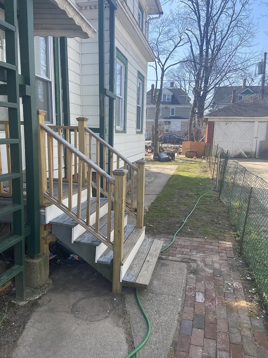 931 Carteret Ave Floor 1 photo 1