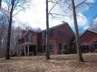 S3952 Two Rod Rd, East Aurora, NY 14052