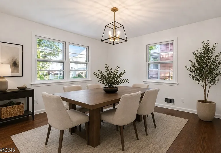 737 Linden Ave — Photo 4