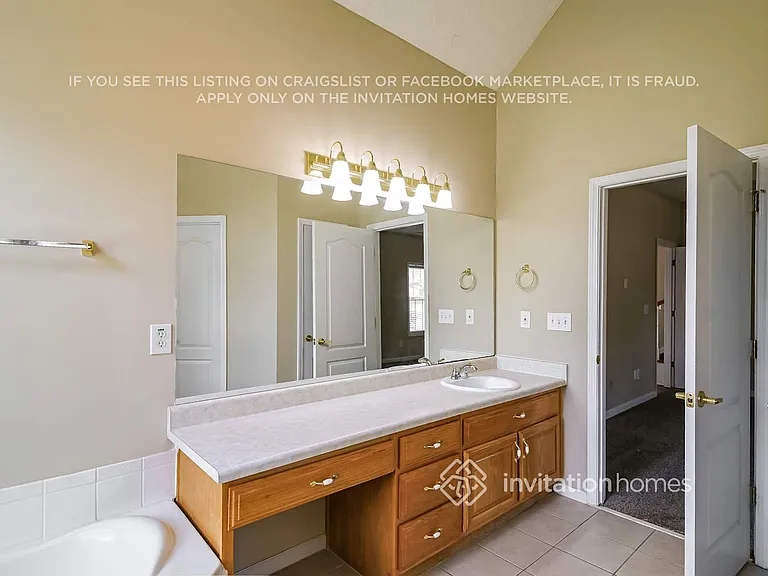 312 Glouchester Dr — Photo 14