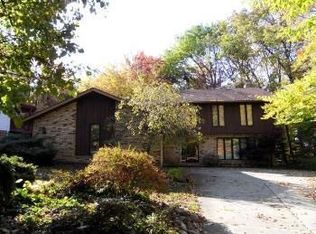 30125 Wedgewood Dr, Solon, OH 44139