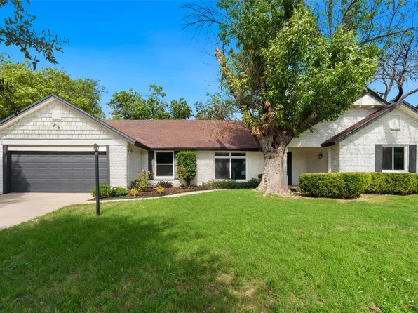8116 Bangor Dr, Benbrook, TX 76116