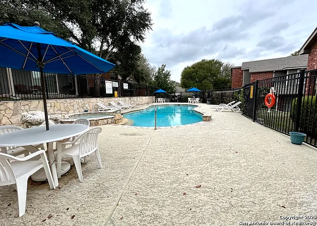 42 Chapel Hill Cir #42 — Photo 31