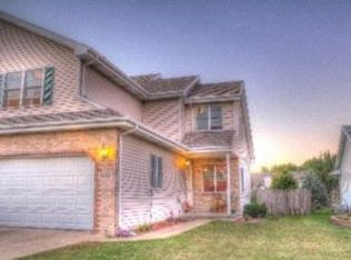 532 Hunters Run, Coal City, IL 60416