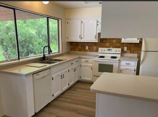 9415 Lona Ln NE, Albuquerque, NM 87111