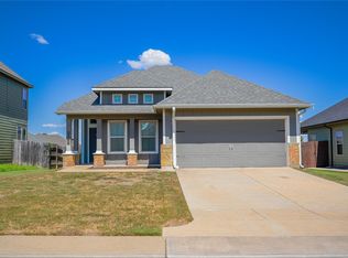 10617 Langham Dr, Waco, TX 76708