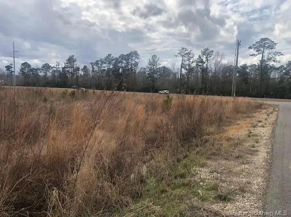 Plantation Trce, Longville, LA 70652