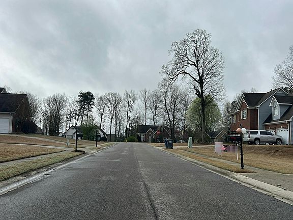 5th image of 3112 Trace Way