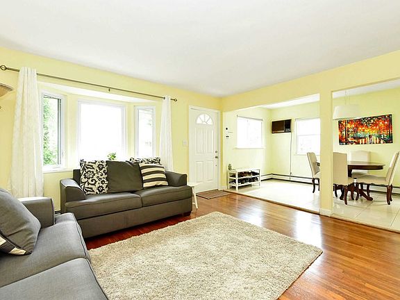 2nd image of 538 Stewart Ave