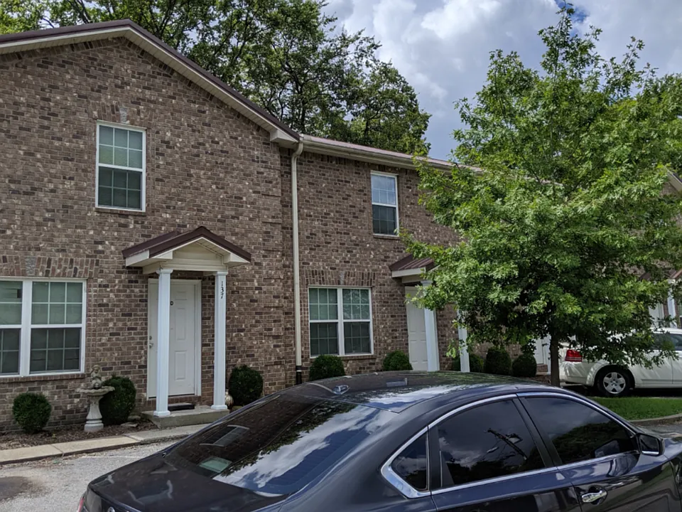 131 Central Dr #A
