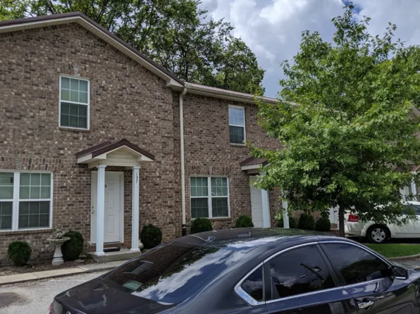 131 Central Dr #A, Gallatin, TN 37066