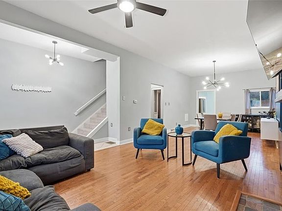 5th image of 806 N Beatty St