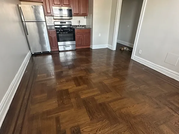 113-115 Fairview Avenue image 1 of 11