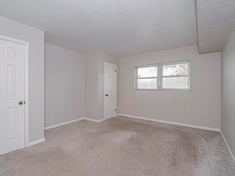 677 Royal Palm Blvd #12 — Photo 19
