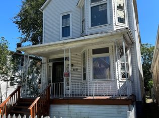 8431 S Escanaba Ave, Chicago, IL 60617