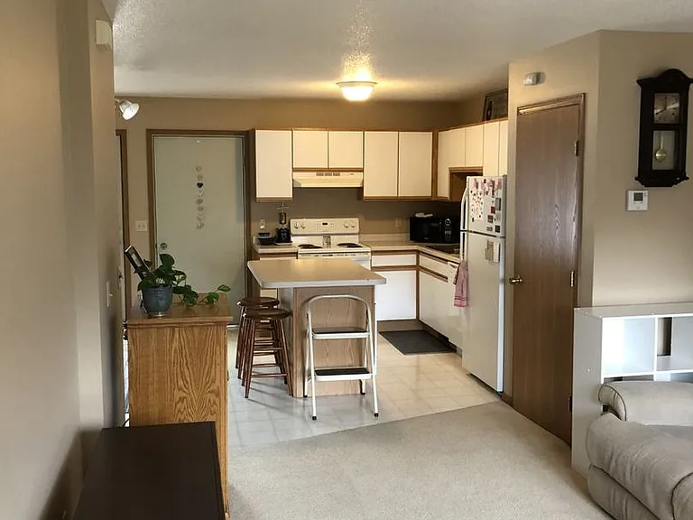 4918 Coventry Ct — Photo 7