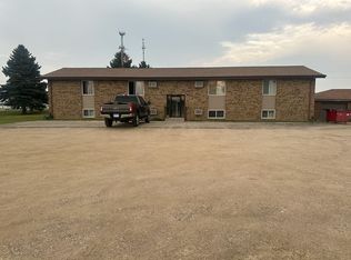 50 Country Road, Rugby, ND 58368