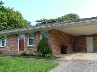 838 Kingsway Dr, Versailles, KY 40383