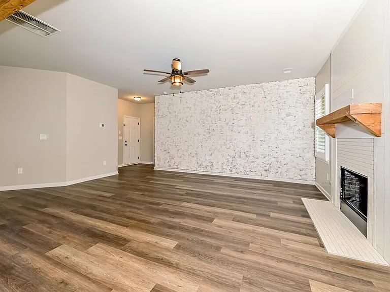 272 Villa Grande Dr — Photo 5