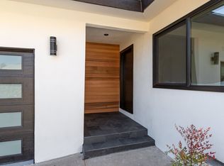 941 Rutland Ave, Los Angeles, CA 90042