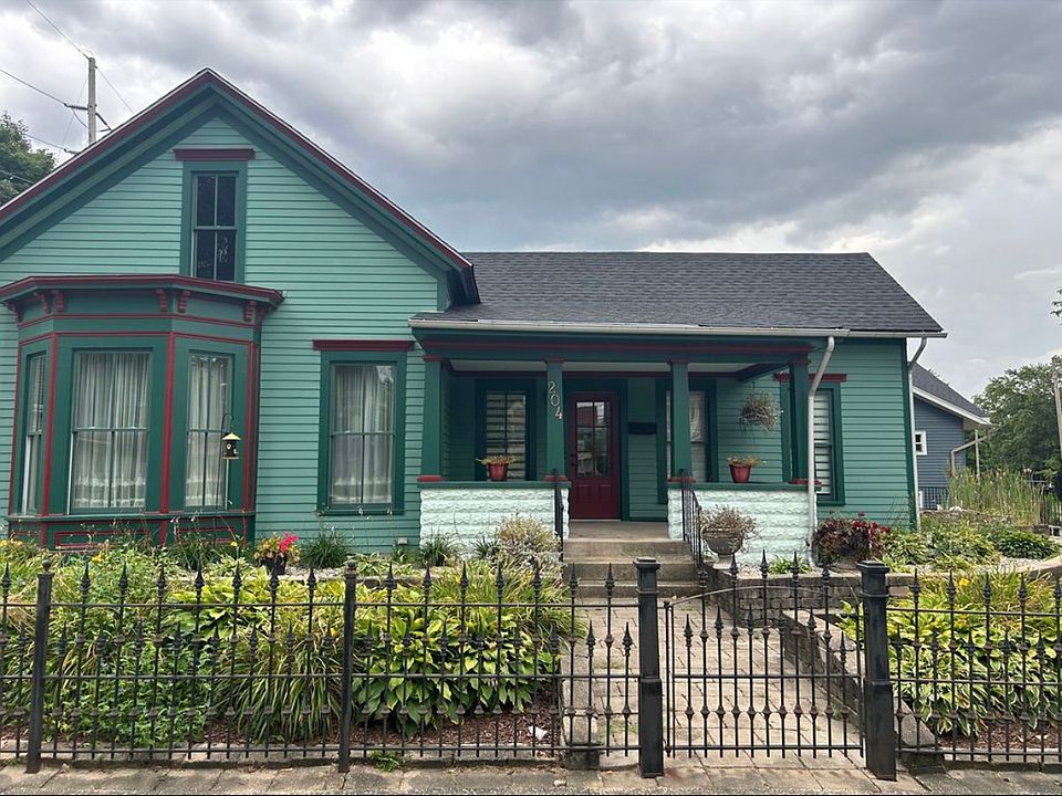 1st image of 204 Beech St