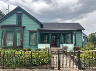 204 Beech St, Valparaiso, IN 46383
