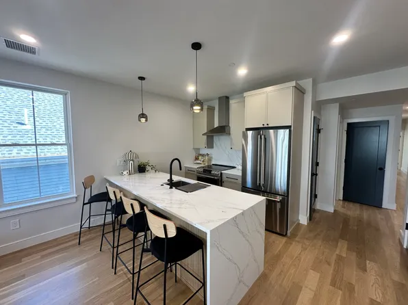 54 Dorset St, Dorchester, MA 02125